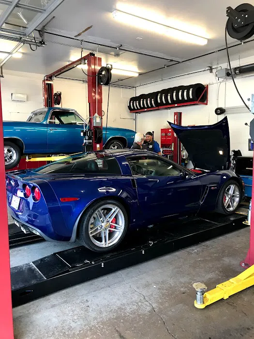 Van's Auto Service & Tire Pros Cuyahoga Falls 8