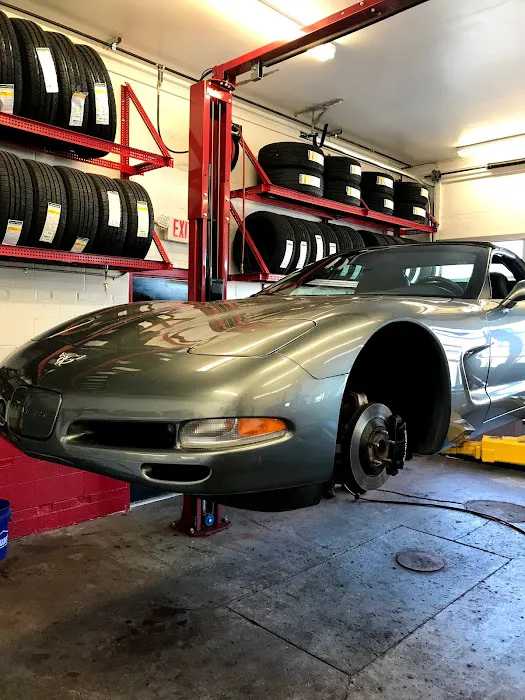 Van's Auto Service & Tire Pros Cuyahoga Falls 9