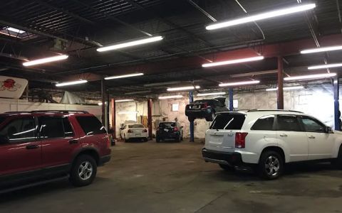 Dynamic Auto Center
