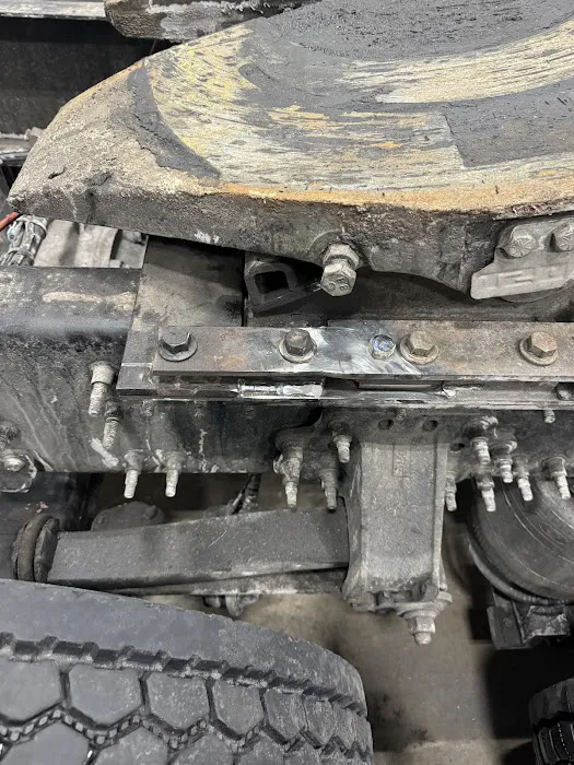 D&K Truck Repair 4