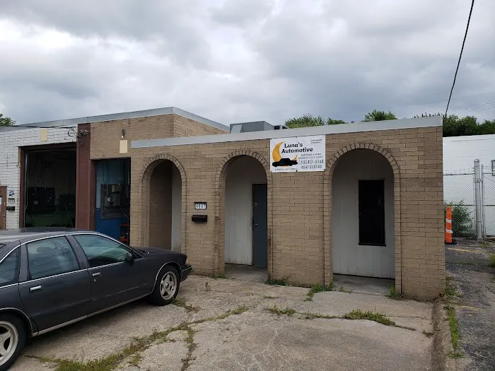Luna's Automotive 9