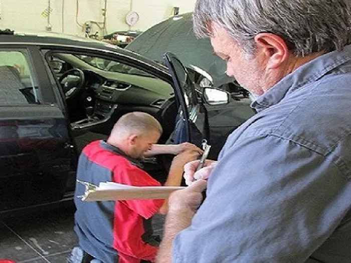 A Touch of Class Auto Body Inc. 8