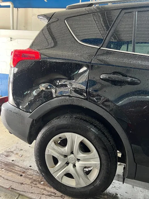 Modern Auto Body Shop 2