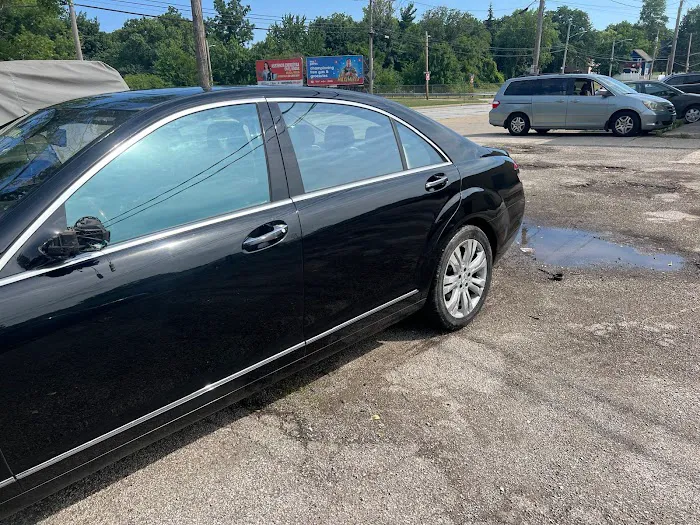 Modern Auto Body Shop 9