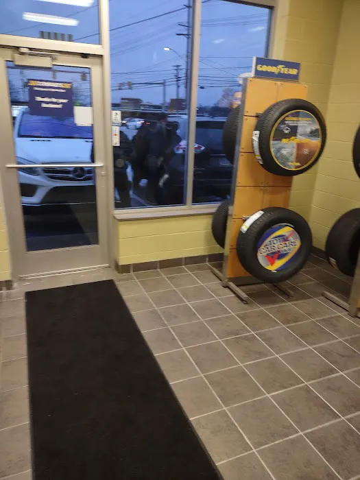 Conrad's Tire Express & Total Car Care 4