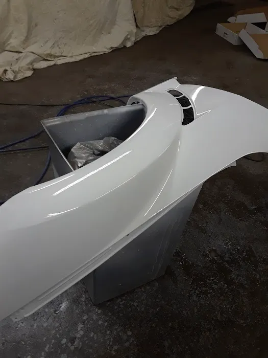 Body lines automotive 8