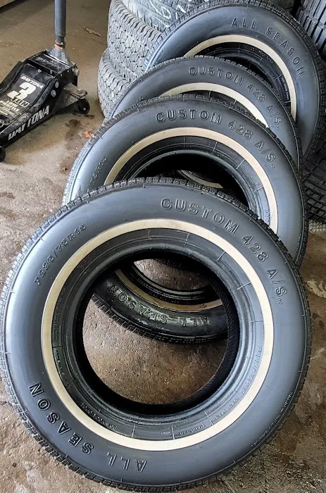 FLAT TIRE AUTO SERVICE 8
