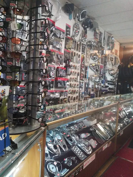 Santa's Motorcycle Supply 4