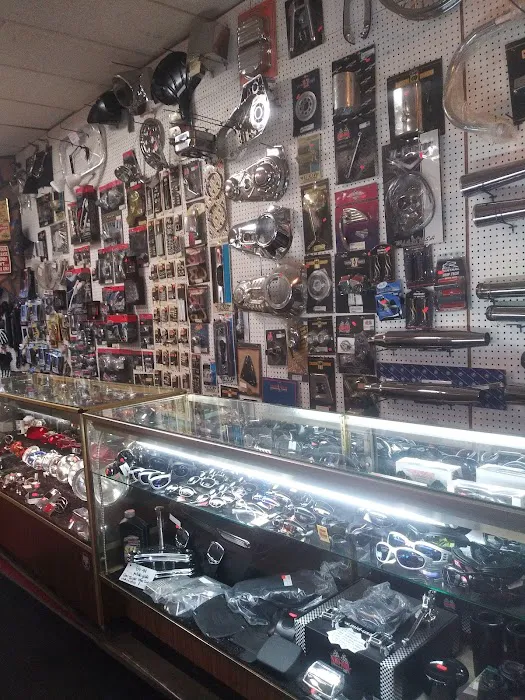 Santa's Motorcycle Supply 9