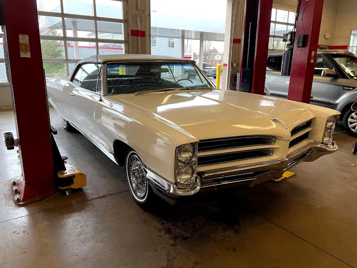 Rad Air Complete Car Care and Tire Center - Strongsville 4