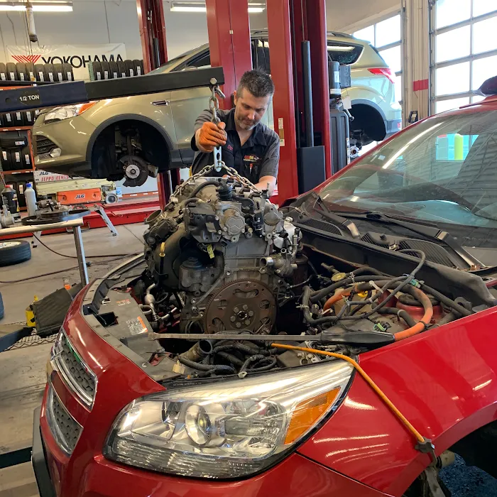 Rad Air Complete Car Care and Tire Center - Strongsville 9