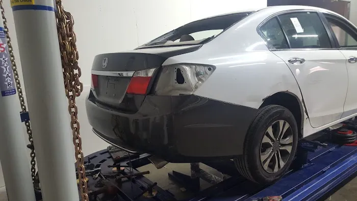 VIP AUTO BODY REPAIR & COLLISION 3