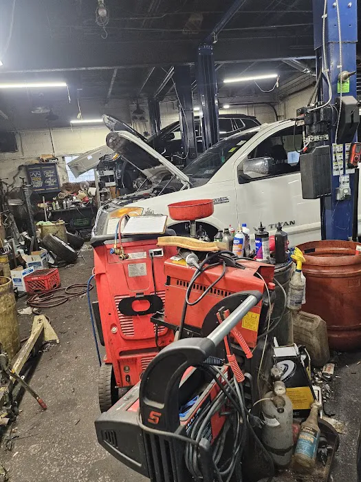 Circle Automotive LLC 6