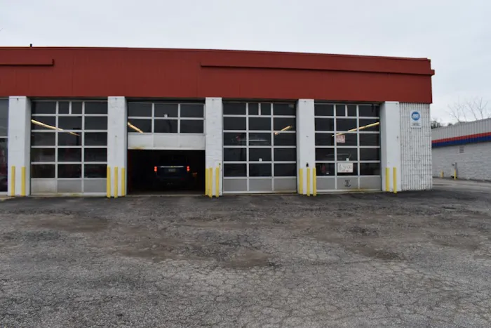 Bee Auto Repair Shop 0