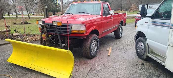 LINDSAY'S MOBILE RV REPAIR LLC and snow removal 0
