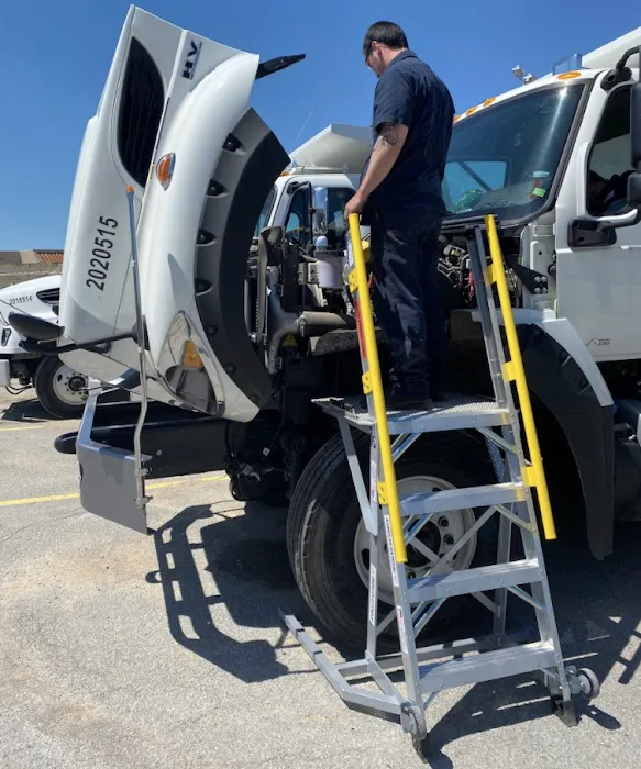 Akron Onsite Truck Repair 3