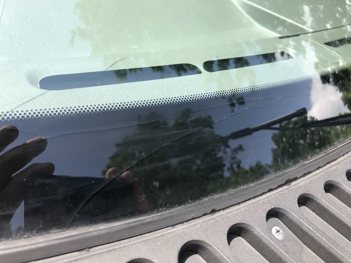 Senneco Auto Glass 6