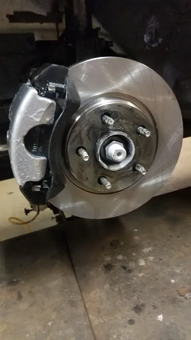 Ralph’s Auto Care 2
