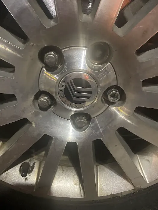 Sams Used Tires 1