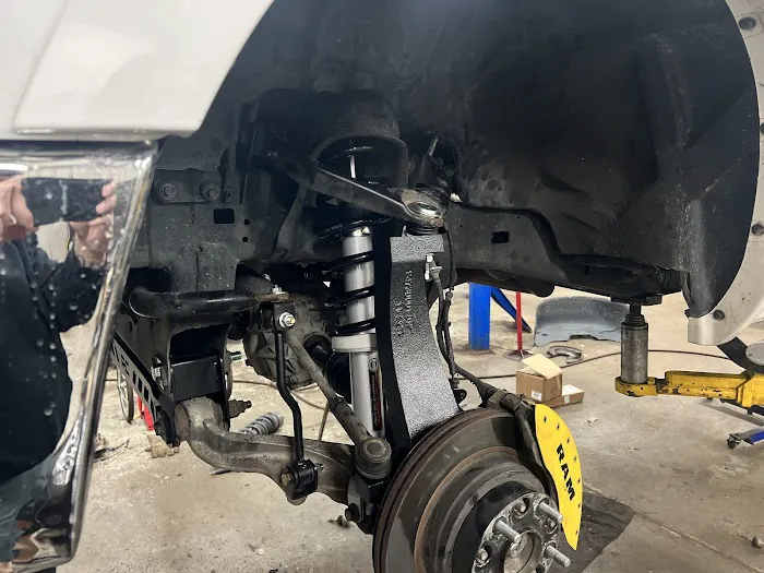 Towpath Auto Service 4