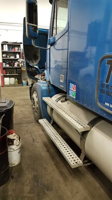 SOS DIESEL Commercial Truck Repair 1