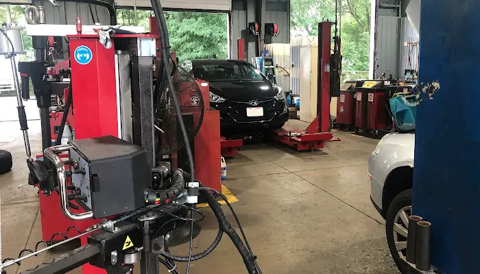 Flynn's Tire & Auto Service - Kent 2