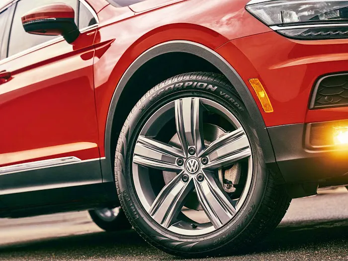Volkswagen of Streetsboro Service Center 4