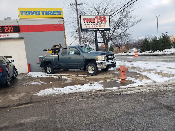 Tire 200 1
