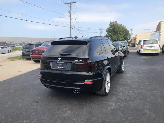 Platinum Auto Body LLC 1