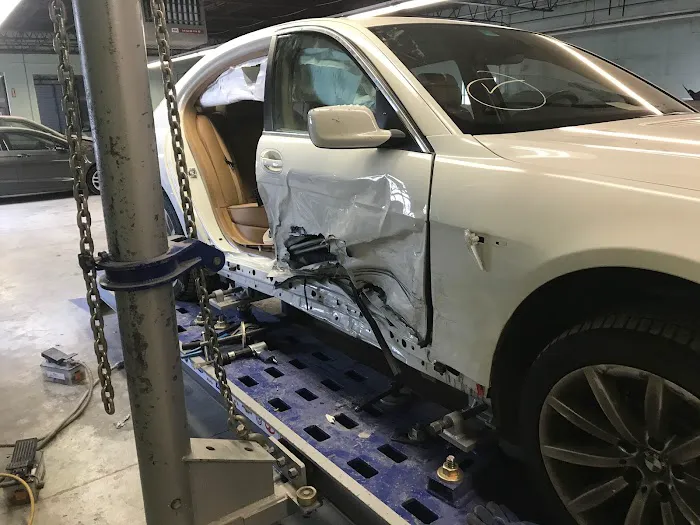 Platinum Auto Body LLC 8