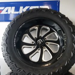 Sks Auto And Truck Center ico