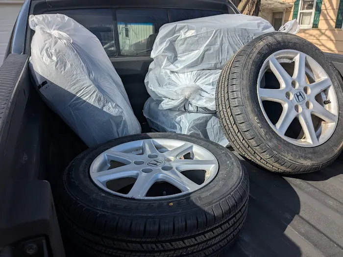 Martin's Tire and Auto Service 8