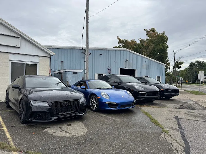 Euro AutoWerks 8