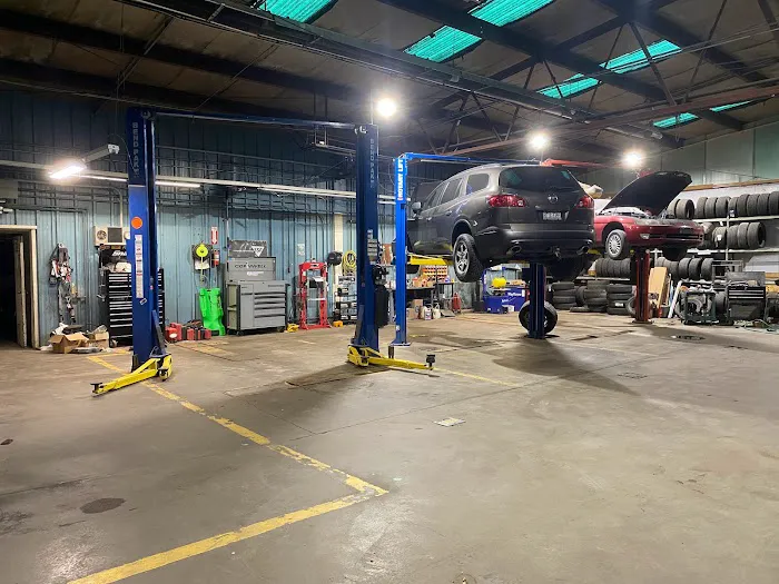 Euro AutoWerks 6