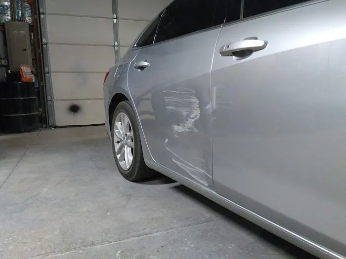 Tournoux's Body Shop 0