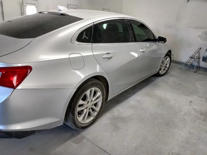 Tournoux's Body Shop 4