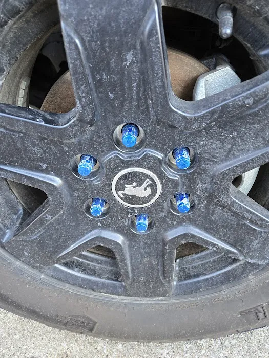 Sarchione Ford of Alliance Service 4
