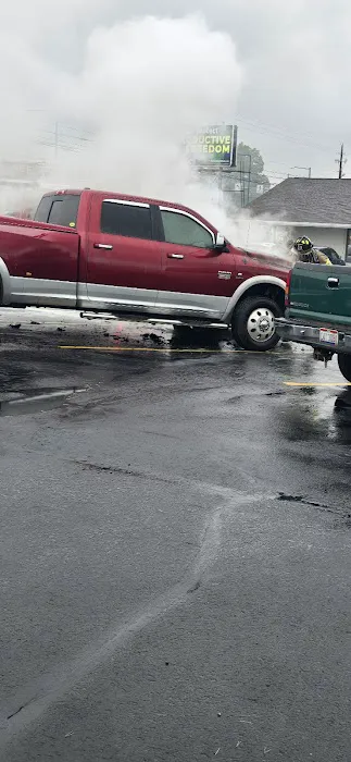 Arnold’s Collision Service & Sales 5