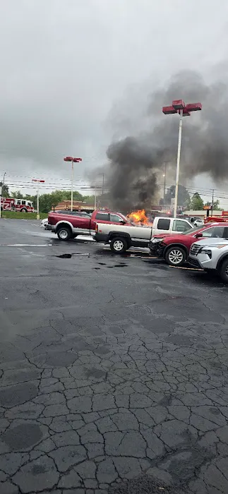 Arnold’s Collision Service & Sales 3