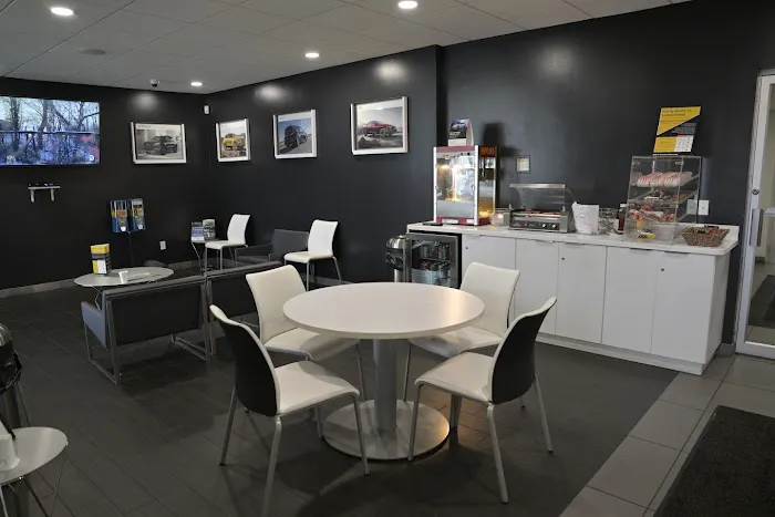 Ken Ganley Kia Alliance Service 1