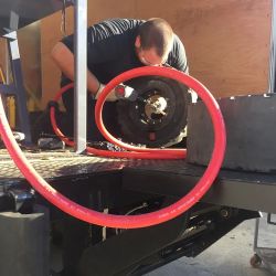 Traction Industrial Tire Co. ico