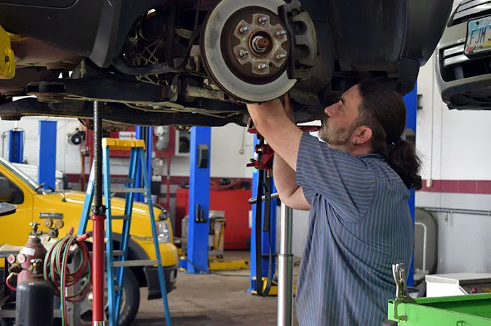 Jim & Sons Transmission Specialists 7