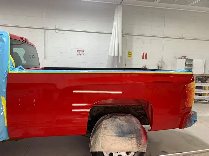 Georgie's Autobody and Paint 9