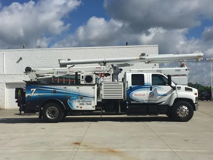VanDevere Commercial & Fleet Service Center 7