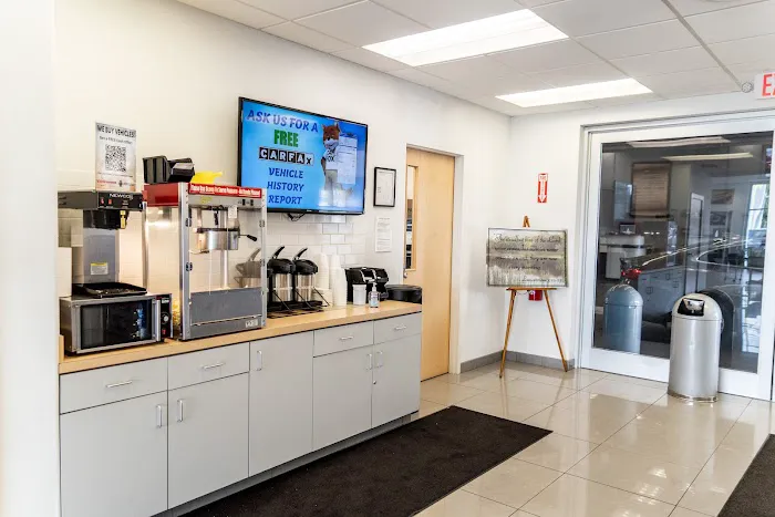 Service Center - VanDevere Chevrolet 9