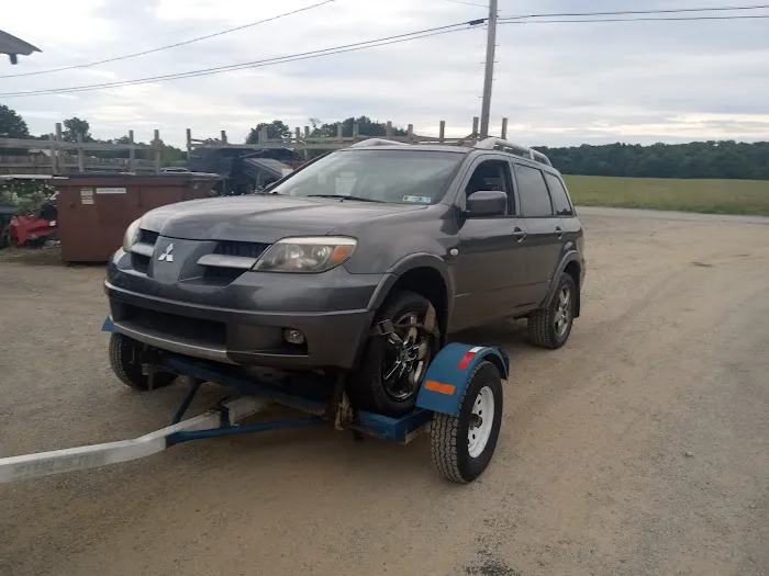 Feezle Auto Wrecking 4