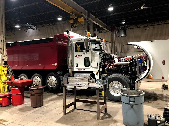 Brookfield Truck &Trailer Repair 1