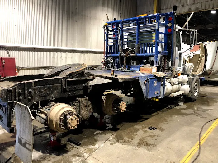 Brookfield Truck &Trailer Repair 6