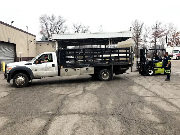 Brookfield Truck &Trailer Repair 3