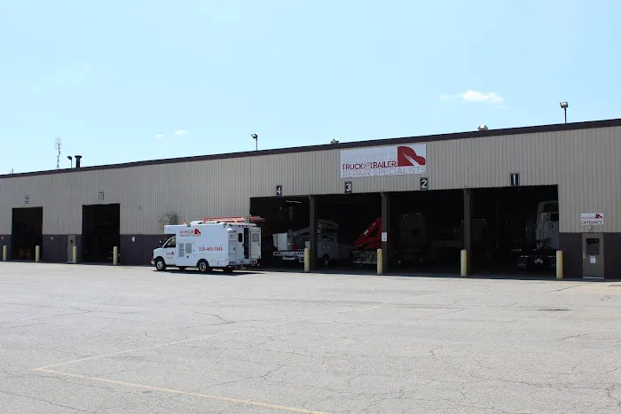 Brookfield Truck &Trailer Repair 5